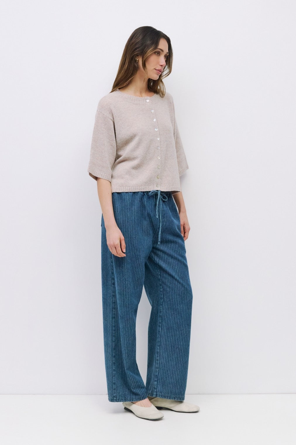 The Stacey Cardigan- Beige