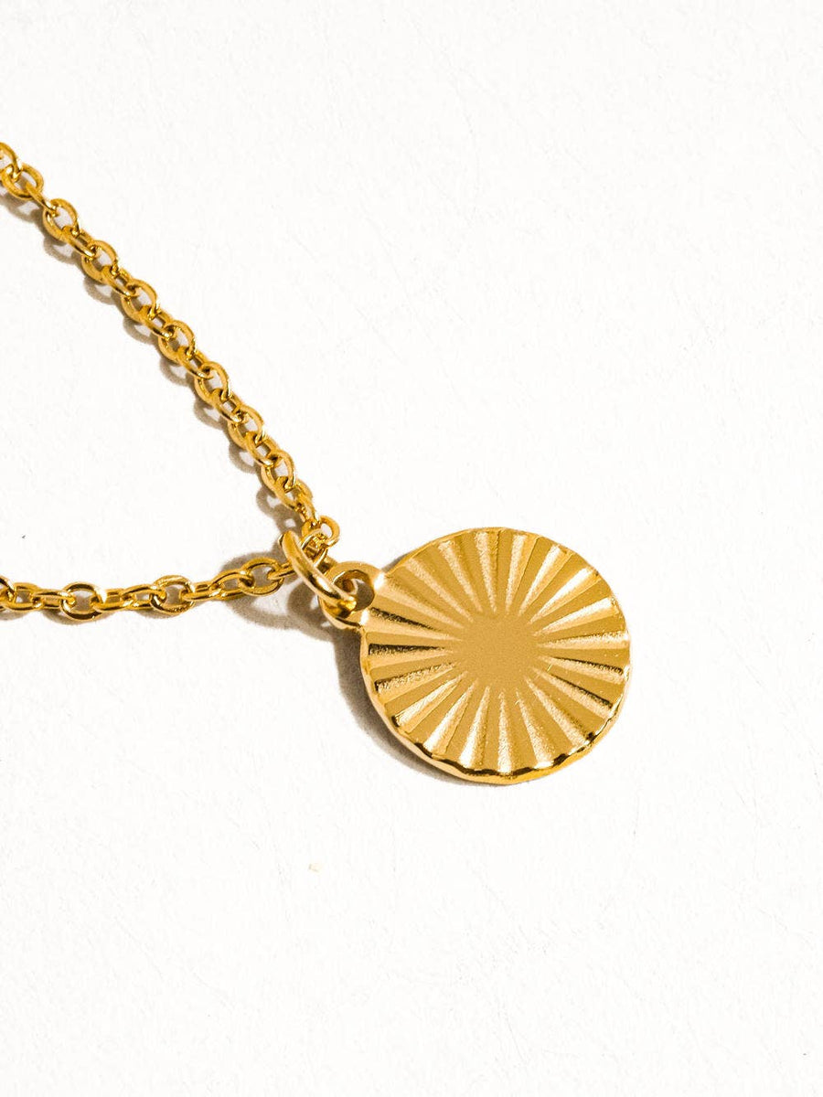 Miraz 18k Gold Non-Tarnish Round Sun Gaze Necklace : Yellow Gold