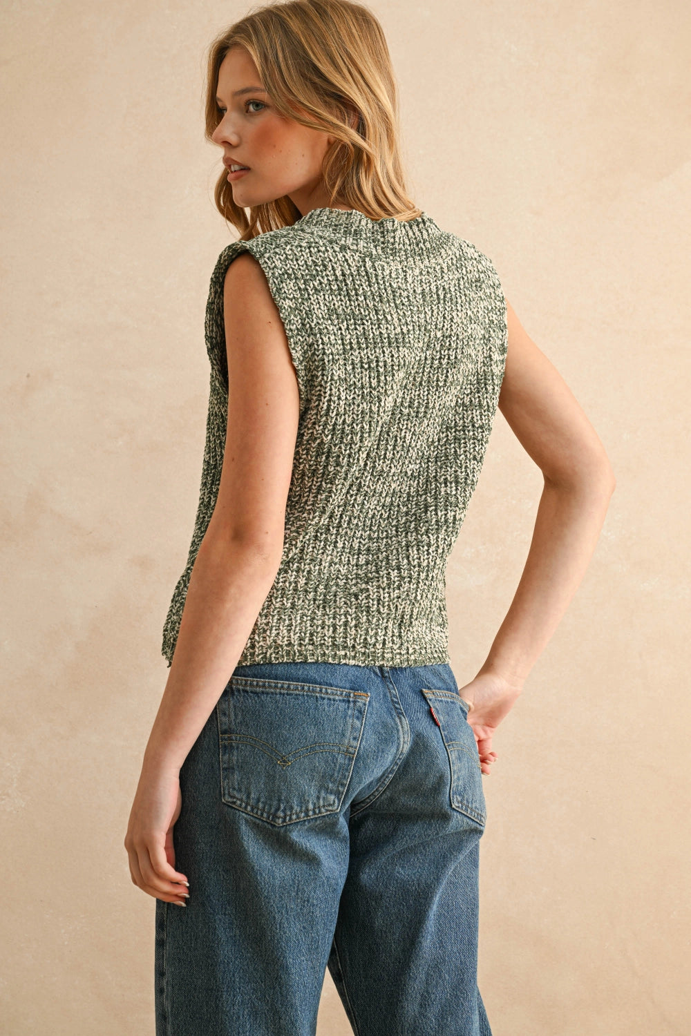 Mara Two Tone Chenille Sweater Vest - Olive